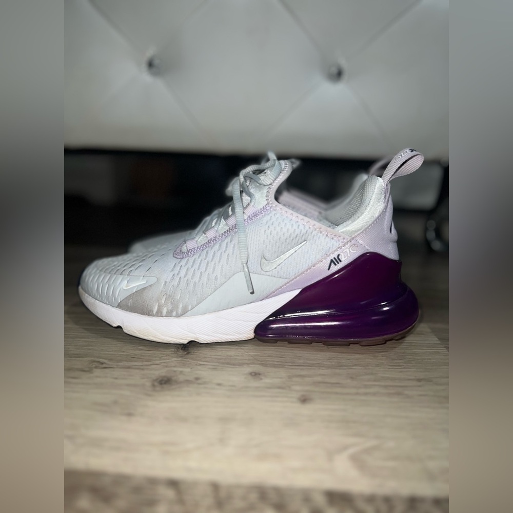 Nike Air Max 270 White and Gray Sneakers - Picture 4 of 6